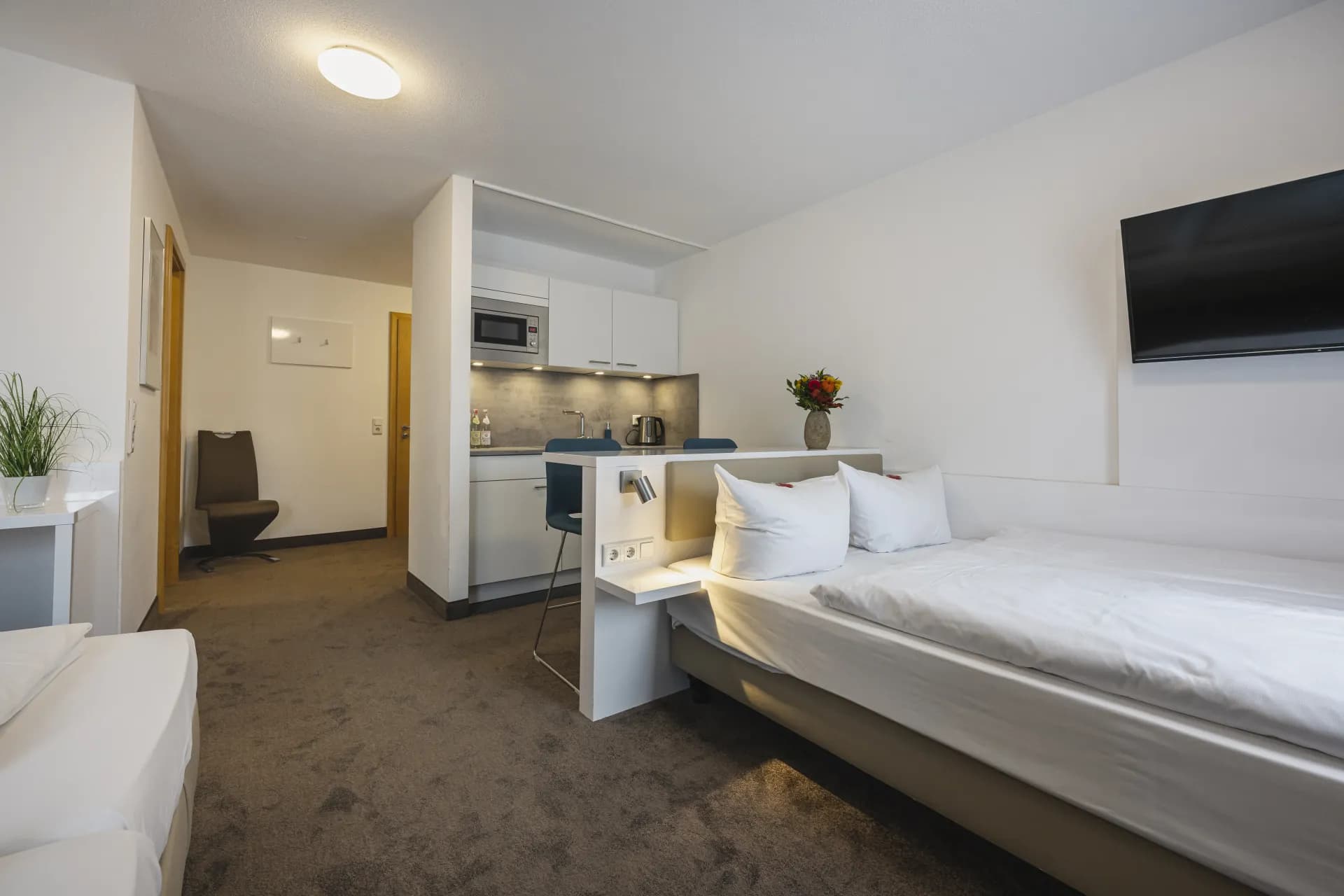 Möbliertes Apartment für Wohnen auf Zeit in Lenting bei Ingolstadt – Hotel Günter